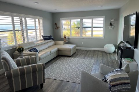 Condo in Clearwater, Florida, 2 bedrooms  № 1905061 - photo 7