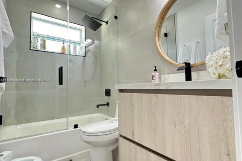 Casa en venta en Pembroke Pines, Florida, 3 dormitorios, 83.33 m2 № 1861140 - foto 13