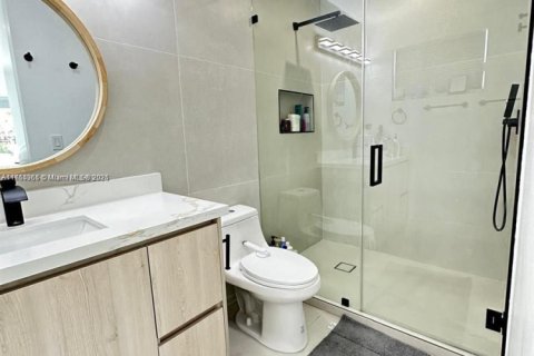 Casa en venta en Pembroke Pines, Florida, 3 dormitorios, 83.33 m2 № 1861140 - foto 10