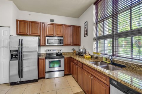 Condominio en venta en Aventura, Florida, 2 dormitorios, 108.79 m2 № 1699227 - foto 3