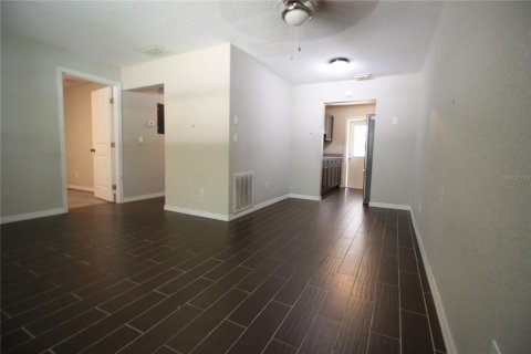 Casa en alquiler en Belleview, Florida, 2 dormitorios, 72.46 m2 № 1908287 - foto 15