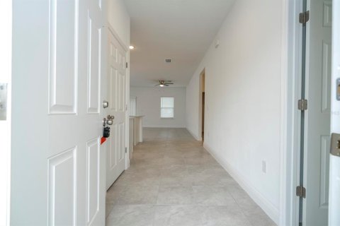 House in Dunnellon, Florida 4 bedrooms, 157.56 sq.m. № 2225037 - photo 3
