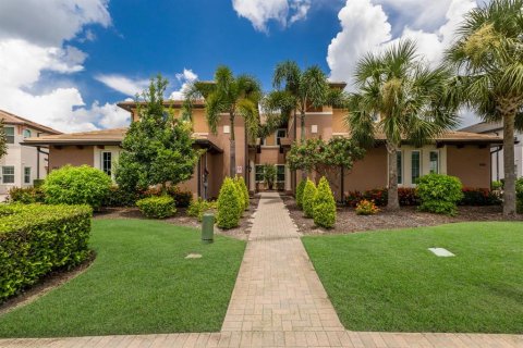 Copropriété à vendre à Lakewood Ranch, Floride: 3 chambres, 220.74 m2 № 1875777 - photo 2