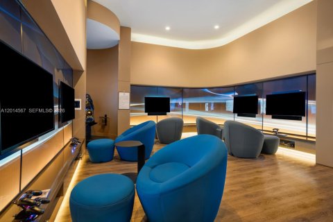 Condo in Sunny Isles Beach, Florida, 3 bedrooms № 2076519 - photo 14