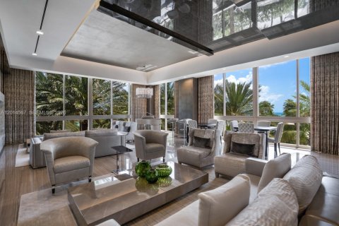 Condo in Sunny Isles Beach, Florida, 3 bedrooms № 2076519 - photo 17