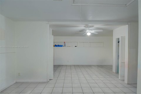 Casa en venta en Naples, Florida, 3 dormitorios, 181.72 m2 № 1976069 - foto 21