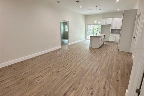 Casa en venta en Ocklawaha, Florida, 3 dormitorios, 134.34 m2 № 1900679 - foto 9