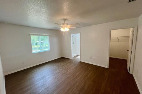 House in Summerfield, Florida 3 bedrooms, 132.76 sq.m. № 2103187 - photo 9