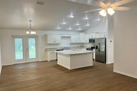 House in Summerfield, Florida 3 bedrooms, 132.76 sq.m. № 2103187 - photo 8