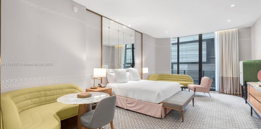 Estudio en el Condominio en Miami, Florida № 1860753