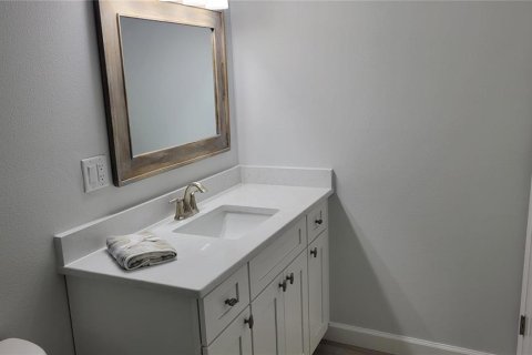 Condo in DeLand, Florida, 2 bedrooms  № 1027644 - photo 20