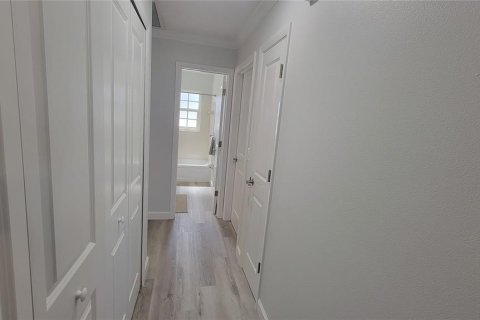 Condo in DeLand, Florida, 2 bedrooms  № 1027644 - photo 14