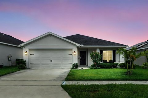 Casa en alquiler en Davenport, Florida, 4 dormitorios, 164.25 m2 № 1798587 - foto 1