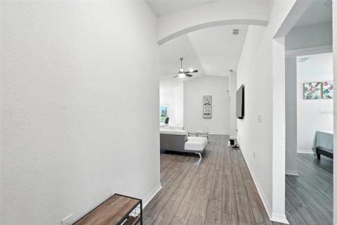 Снять в аренду виллу или дом в Дэвенпорт, Флорида 6 комнат, 164.25м2, № 1798587 - фото 4
