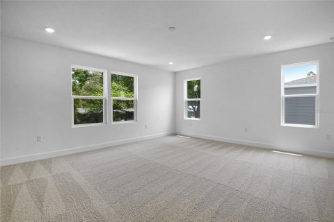 House in Mount Dora, Florida 4 bedrooms, 281.49 sq.m. № 1509480 - photo 14