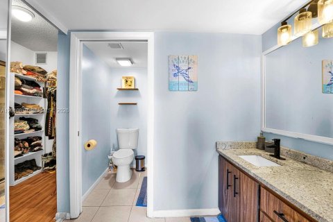 Copropriété à louer à Boca Raton, Floride: 2 chambres, 128.67 m2 № 2076683 - photo 22