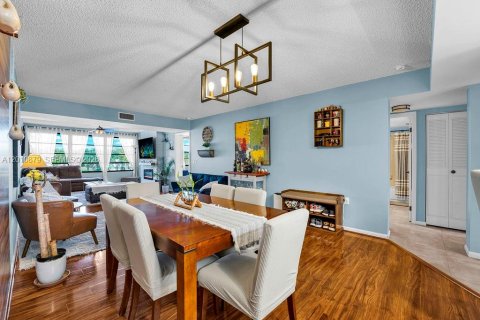 Copropriété à louer à Boca Raton, Floride: 2 chambres, 128.67 m2 № 2076683 - photo 6
