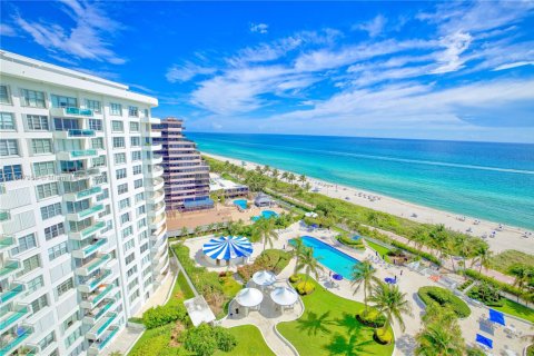 Condominio en venta en Miami Beach, Florida, 3 dormitorios, 191.38 m2 № 1990395 - foto 6