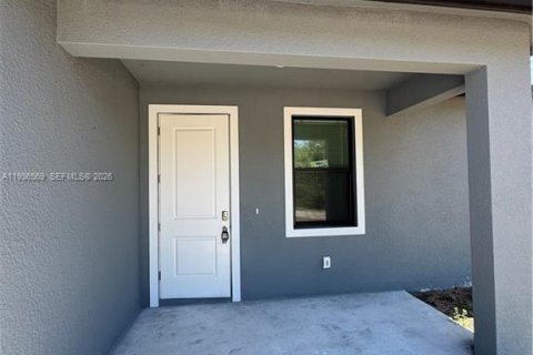 House in LaBelle, Florida 3 bedrooms № 2053710 - photo 4