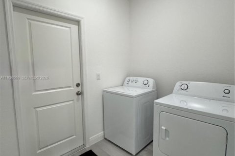 House in LaBelle, Florida 3 bedrooms № 2053710 - photo 12