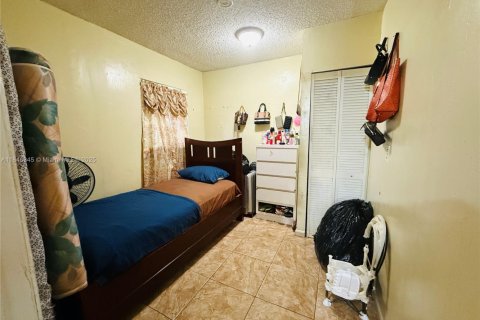 Купить коммерческую недвижимость в Опа-Локка, Флорида 180.23м2, № 1845923 - фото 21