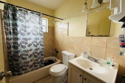 Купить коммерческую недвижимость в Опа-Локка, Флорида 180.23м2, № 1845923 - фото 20