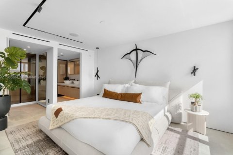 Condo in Miami Beach, Florida, 3 bedrooms  № 2047528 - photo 19