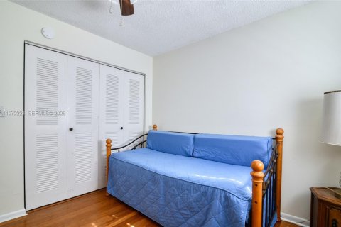 Copropriété à vendre à Tamarac, Floride: 2 chambres, 108.05 m2 № 2036520 - photo 15