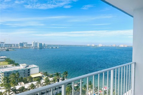 Condominio en venta en North Bay Village, Florida, 1 dormitorio, 87.33 m2 № 1693559 - foto 1