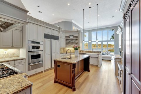 House in Weston, Florida 5 bedrooms, 456.89 sq.m. № 2247046 - photo 26
