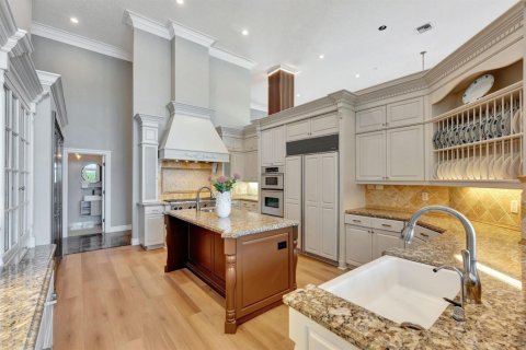 House in Weston, Florida 5 bedrooms, 456.89 sq.m. № 2247046 - photo 30