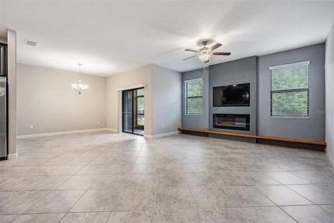 Townhouse in Lutz, Florida 3 bedrooms, 213.95 sq.m. № 1876245 - photo 10