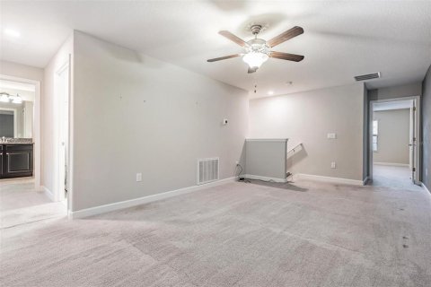 Townhouse in Lutz, Florida 3 bedrooms, 213.95 sq.m. № 1876245 - photo 29