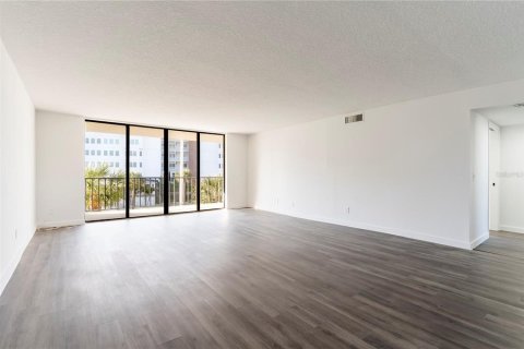 Condominio en venta en Clearwater, Florida, 2 dormitorios, 126.63 m2 № 2232883 - foto 13