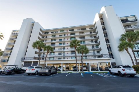 Condominio en venta en Clearwater, Florida, 2 dormitorios, 126.63 m2 № 2232883 - foto 3