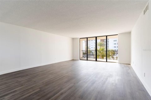 Condominio en venta en Clearwater, Florida, 2 dormitorios, 126.63 m2 № 2232883 - foto 12