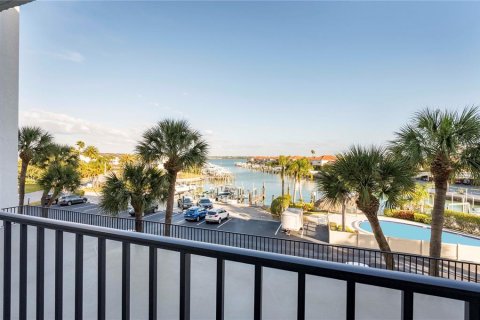 Condominio en venta en Clearwater, Florida, 2 dormitorios, 126.63 m2 № 2232883 - foto 4