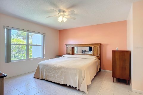 Condo in Palmetto, Florida, 3 bedrooms  № 1654571 - photo 26
