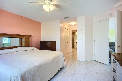 Condo in Palmetto, Florida, 3 bedrooms  № 1654571 - photo 28