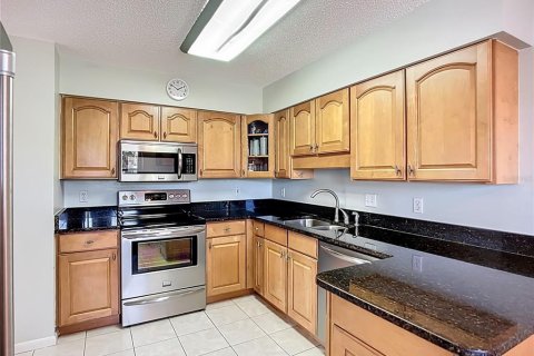 Condo in Palmetto, Florida, 3 bedrooms  № 1654571 - photo 21