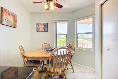 Condo in Palmetto, Florida, 3 bedrooms  № 1654571 - photo 24
