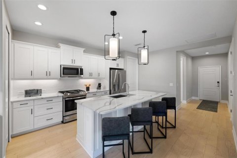 Casa en alquiler en Venice, Florida, 3 dormitorios, 171.4 m2 № 1852909 - foto 4