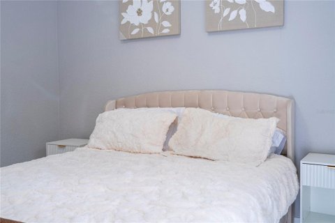 Touwnhouse à vendre à Kissimmee, Floride: 4 chambres, 151.99 m2 № 2314555 - photo 16