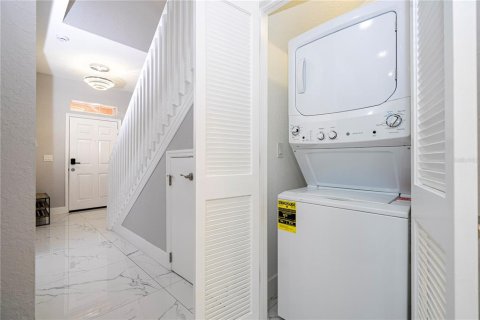 Touwnhouse à vendre à Kissimmee, Floride: 4 chambres, 151.99 m2 № 2314555 - photo 30