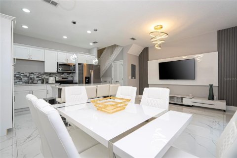 Touwnhouse à vendre à Kissimmee, Floride: 4 chambres, 151.99 m2 № 2314555 - photo 23