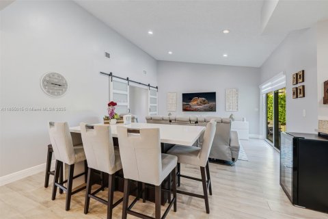 Casa en venta en Weston, Florida, 4 dormitorios, 192.4 m2 № 1872599 - foto 12
