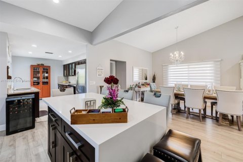 Casa en venta en Weston, Florida, 4 dormitorios, 192.4 m2 № 1872599 - foto 18