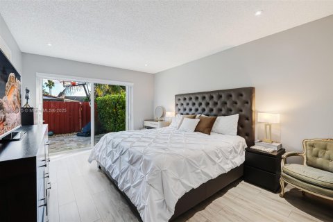 Casa en venta en Weston, Florida, 4 dormitorios, 192.4 m2 № 1872599 - foto 27