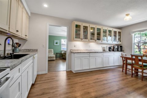House in Venice, Florida 3 bedrooms, 123.1 sq.m. № 1747491 - photo 11