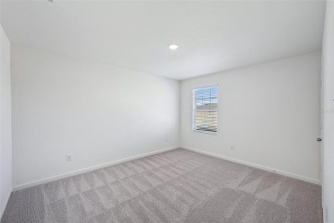 House in DeLand, Florida 4 bedrooms, 209.77 sq.m. № 2280115 - photo 29